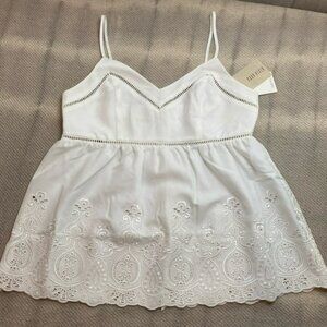 Moon River White Embroidered Tank Top Size Medium NWT Blouse Shirt
